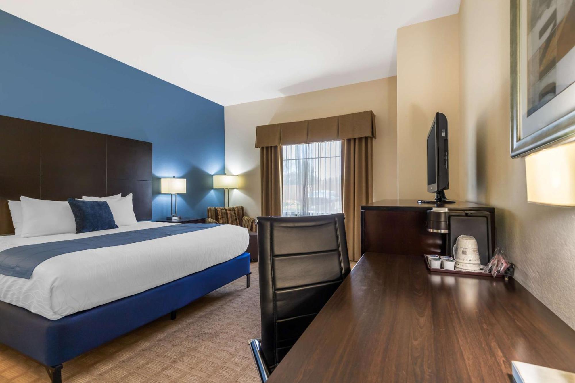 Western Inn&suites