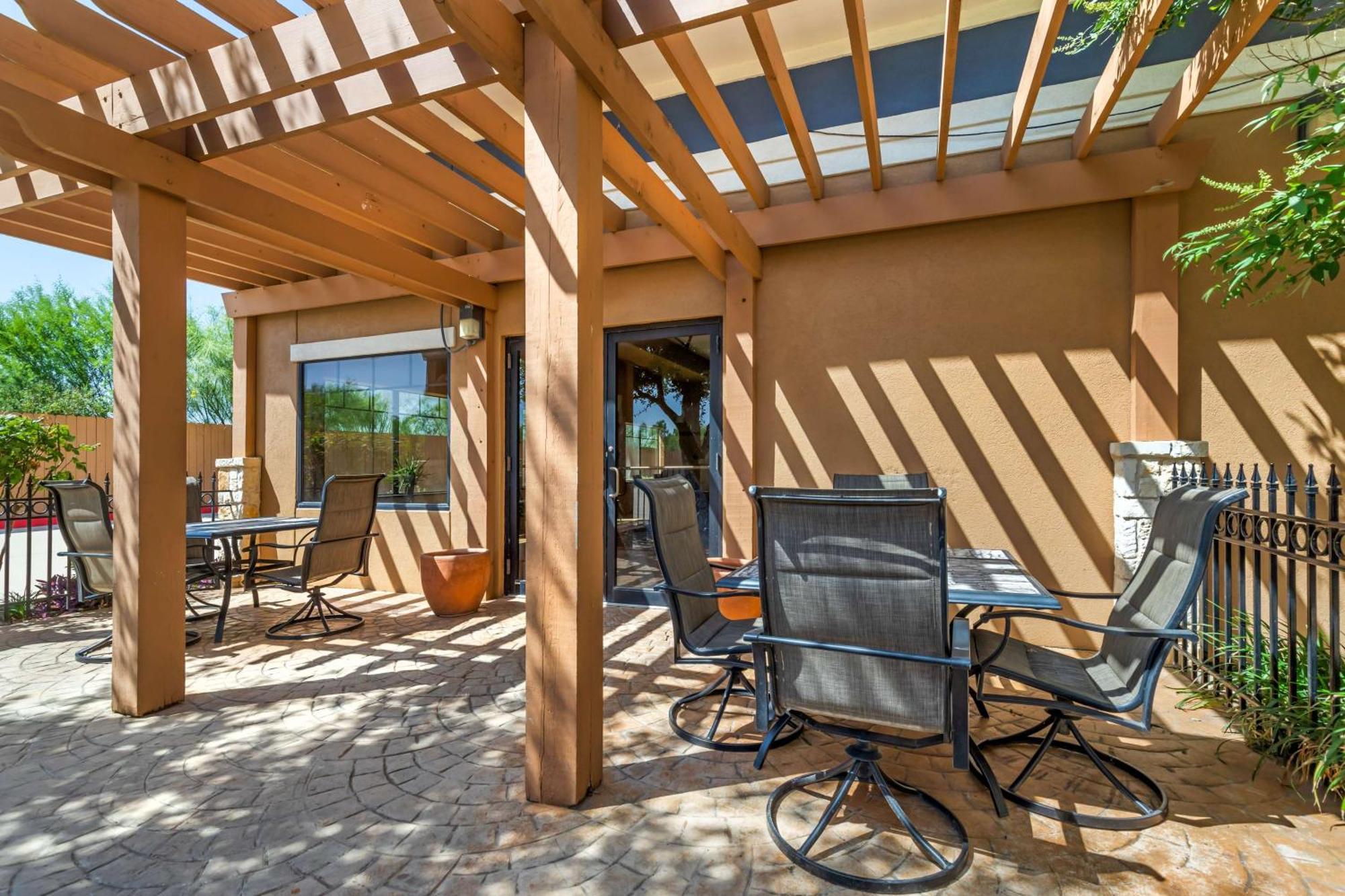Western Inn&suites Hotel