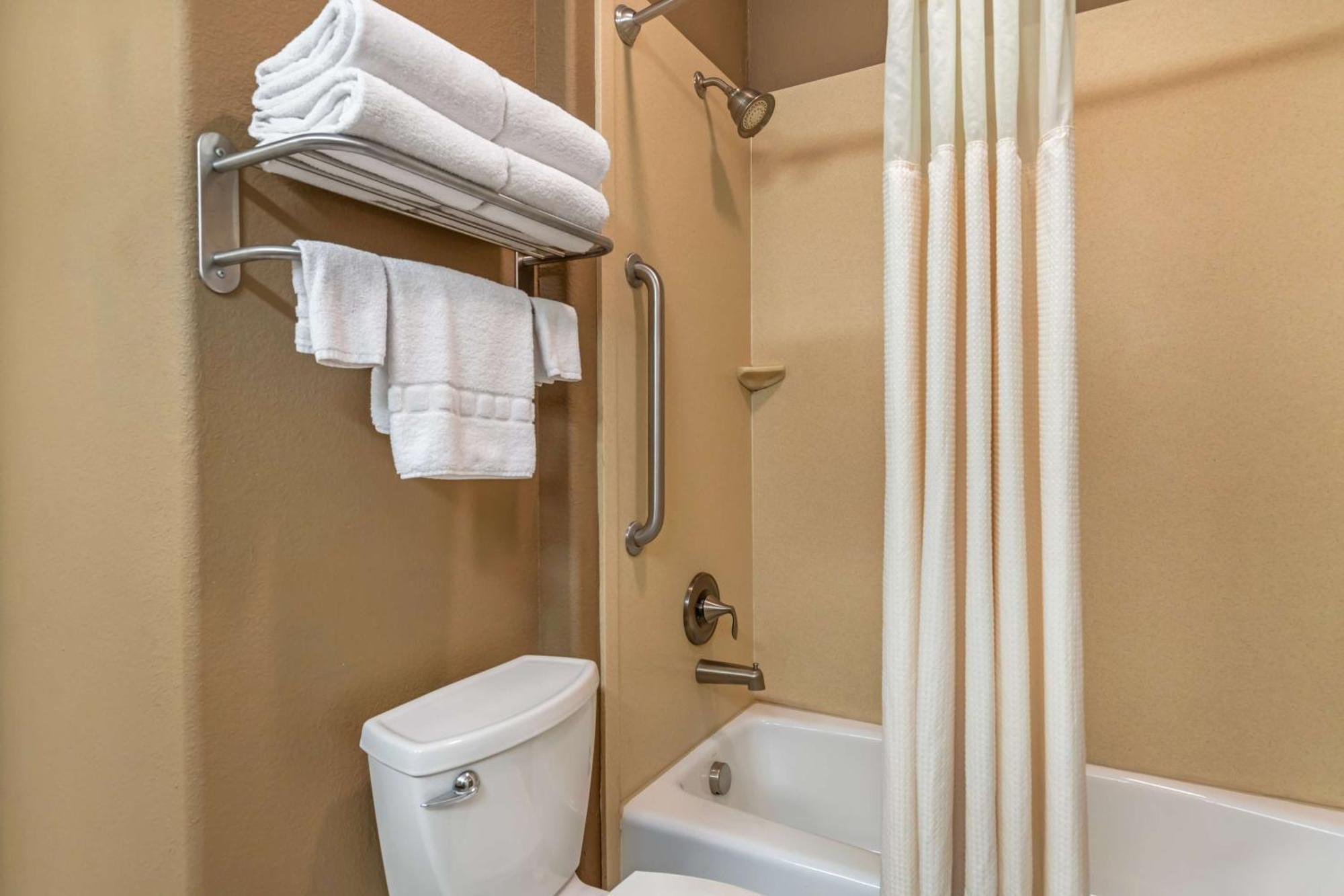 Hotel Western Inn&suites 3*