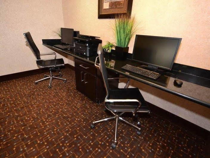 Hotel Western Inn&suites Lytle